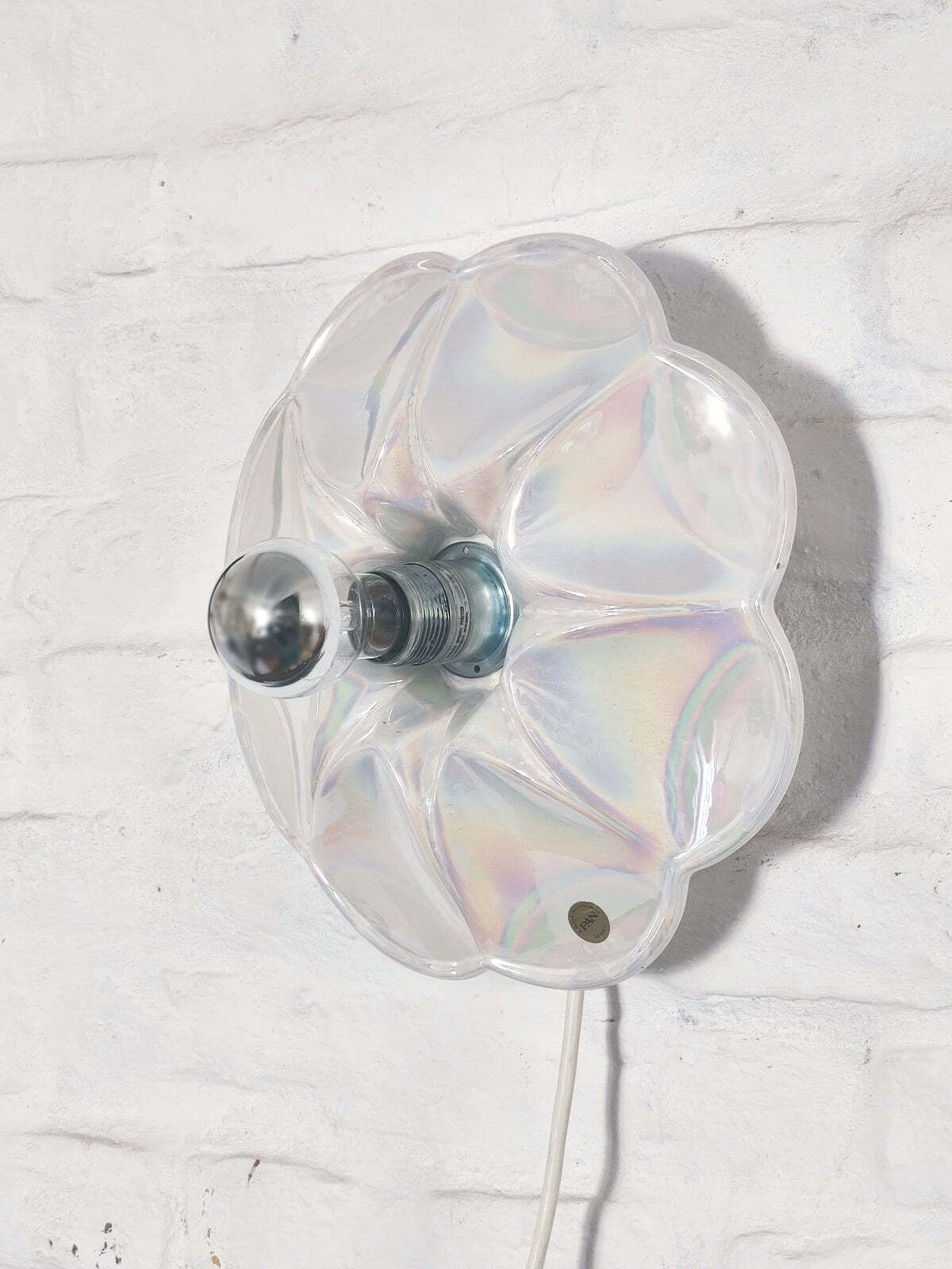 Mid Century Iriserende Porseleinen Wandlamp Van Goebel Voor Pan Germany, Jaren 1970 photo for sale