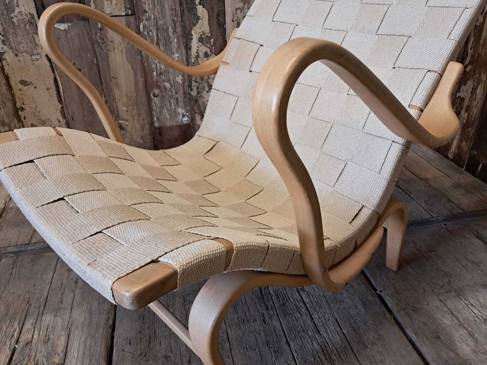 photo vintage Bruno Mathsson ‘Pernilla’ Lounge Chair