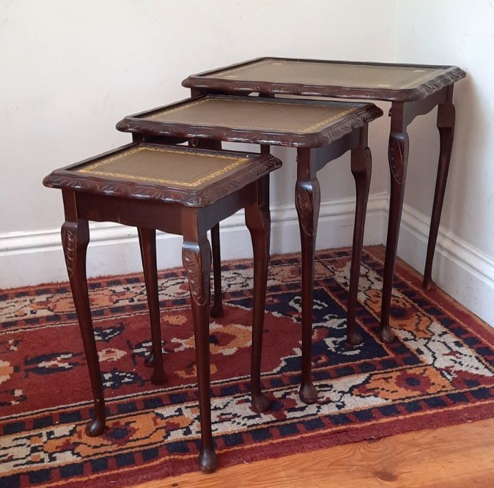 Vintage Reproduction Nest Of Three Tables Green Leather Inlay Queen Anne Legs photo for sale