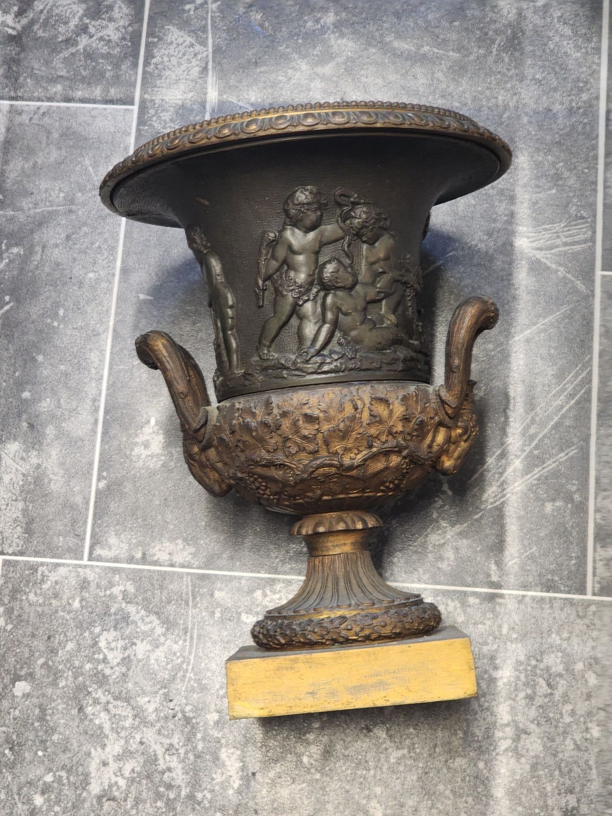 photo furniture 19th Century Grand Tour Bronze Medici Style Urn