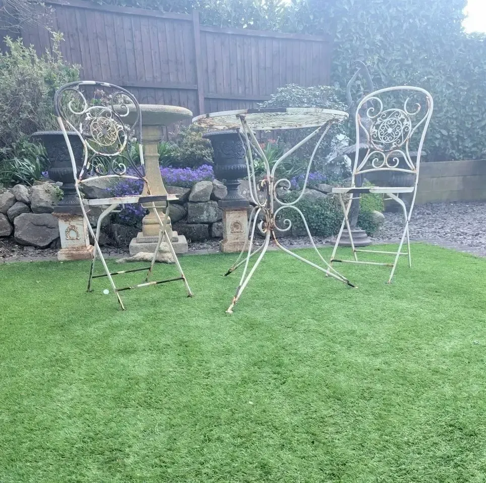 French Style Metal Patio Set Scrolling Pierced Detail   Delivery Available 0300. photo 305.0