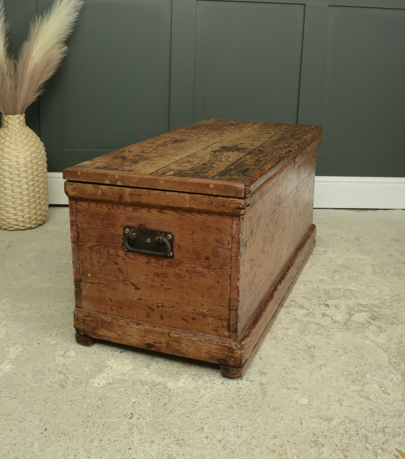 Antique Pine Trunk   Painted Ship photo vinterior