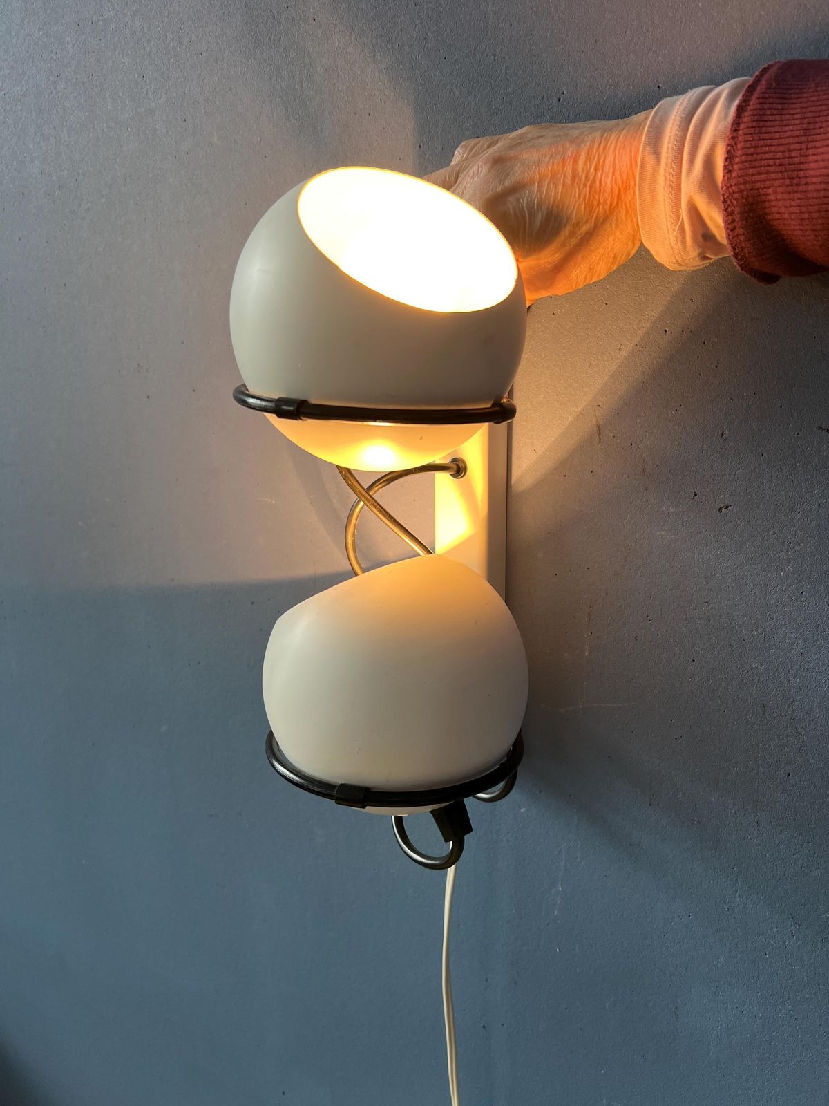 Witte Gepo Space Age Eyeball Wandlamp photo for sale