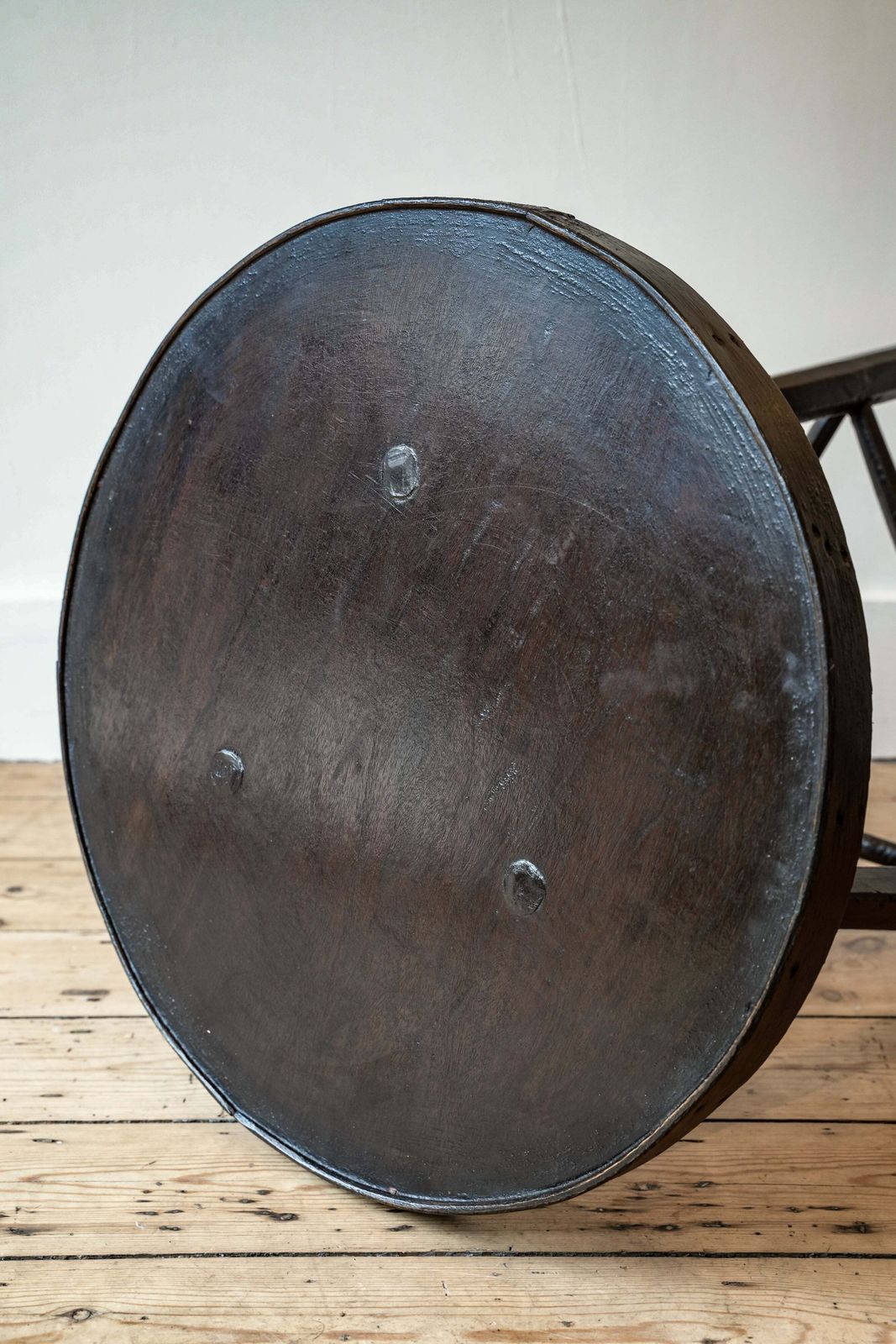 Welsh Primitive Cricket Table. photo 2800.0