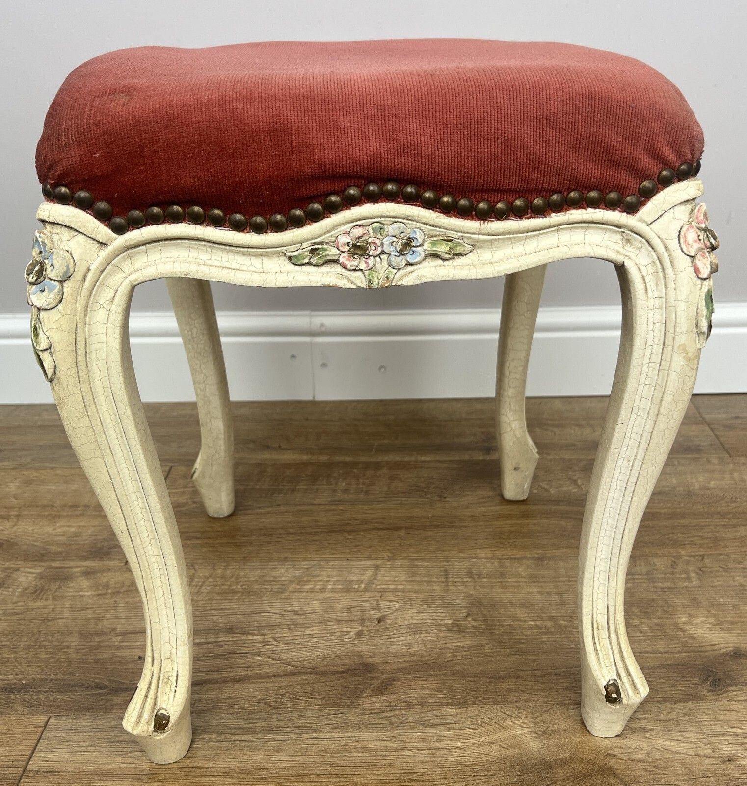 photo furniture Footstool Vintage French Shabby Chic Upholstered Stool Decorative Seat Lot 4950.