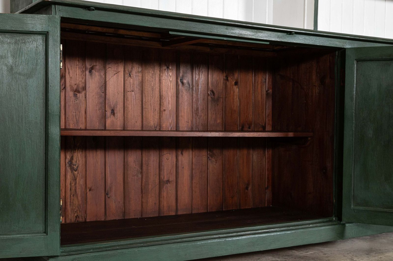 photo vinterior Monumental 19thc English Painted Pine Bookcase / Dresser
