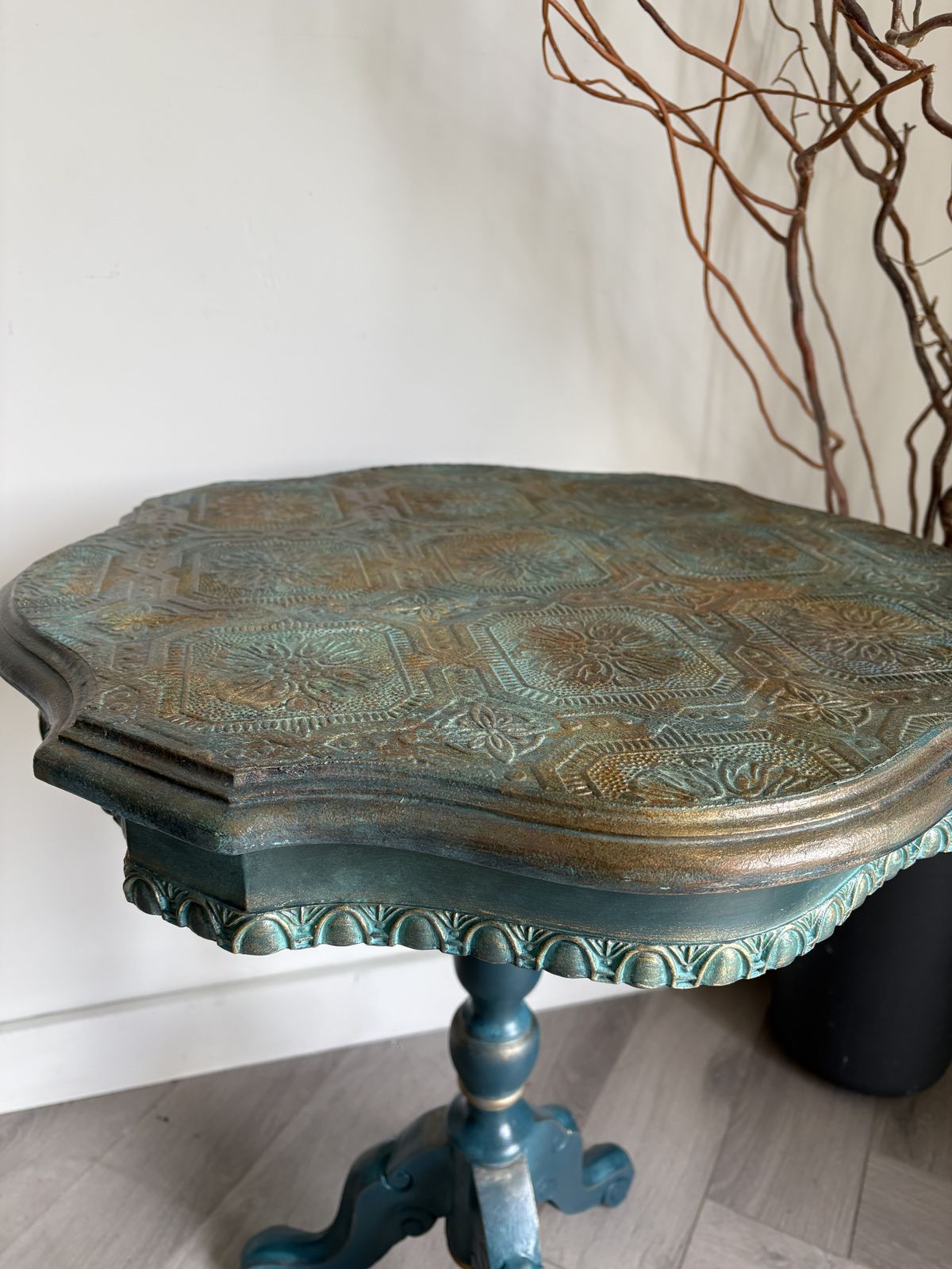 Pedestal Table, Hand Painted Teal photo vinterior