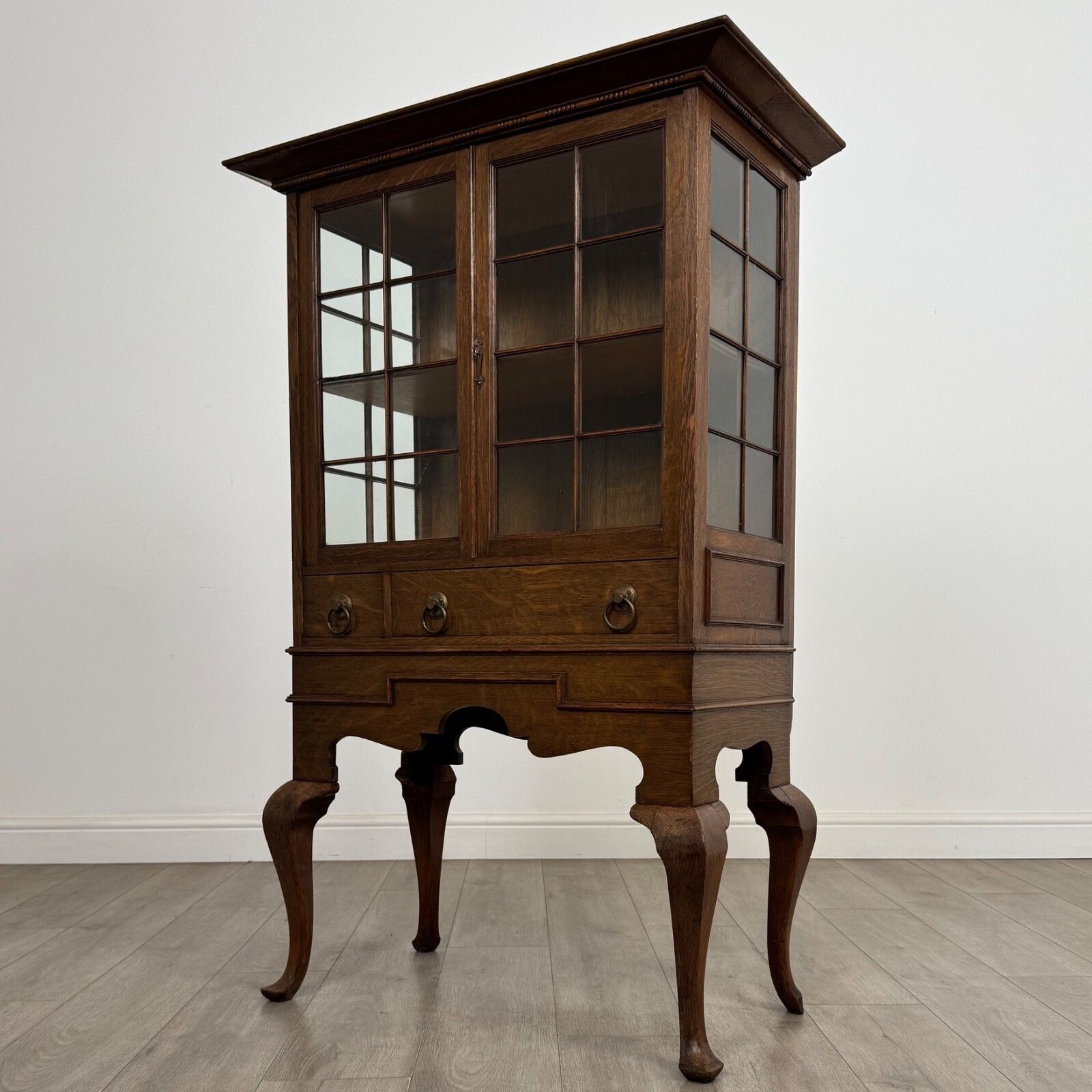 Antique 20th Century Good Quality Display Cabinet In Oak photo for sale