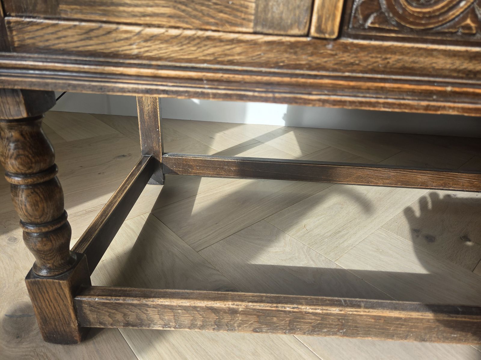 Jaycee Sovereign Oak Hall Bench – Large Gothic Revival Gossip Seat photo 375.0