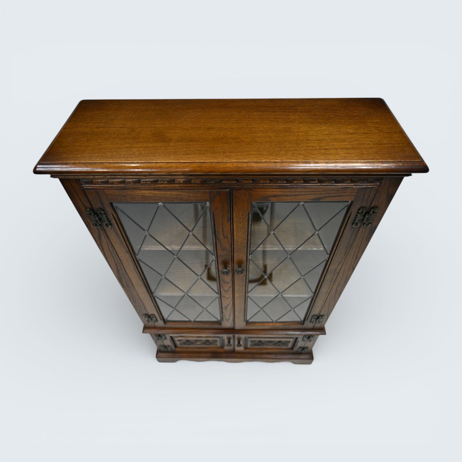 photo furniture Old Charm Vintage Display Cabinet 2 Shelves Carvings Free Uk Delivery
