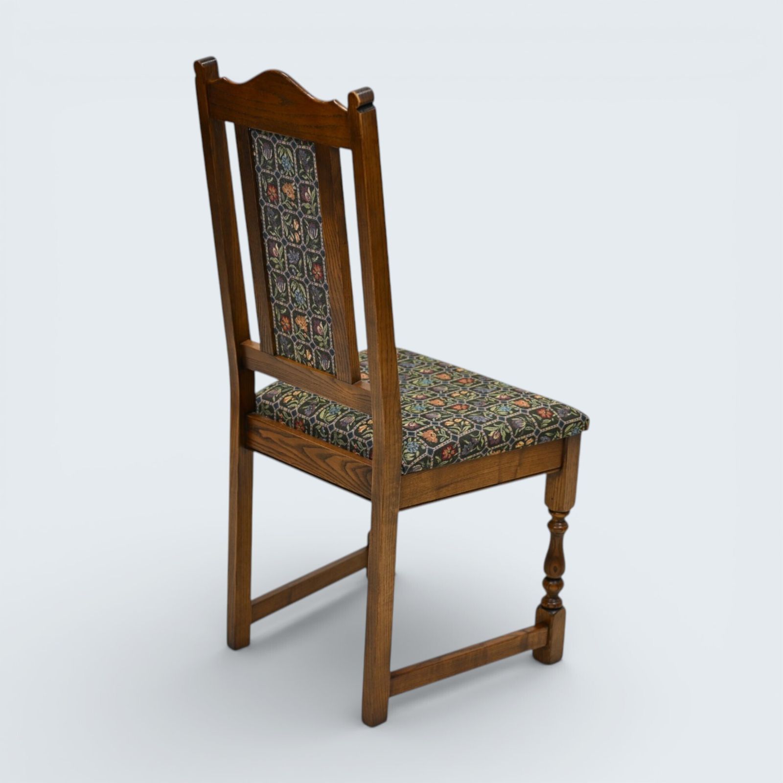photo furniture 4 Old Charm Dining Chairs Widford Green Light Oak Upholstery Free Uk Delivery*