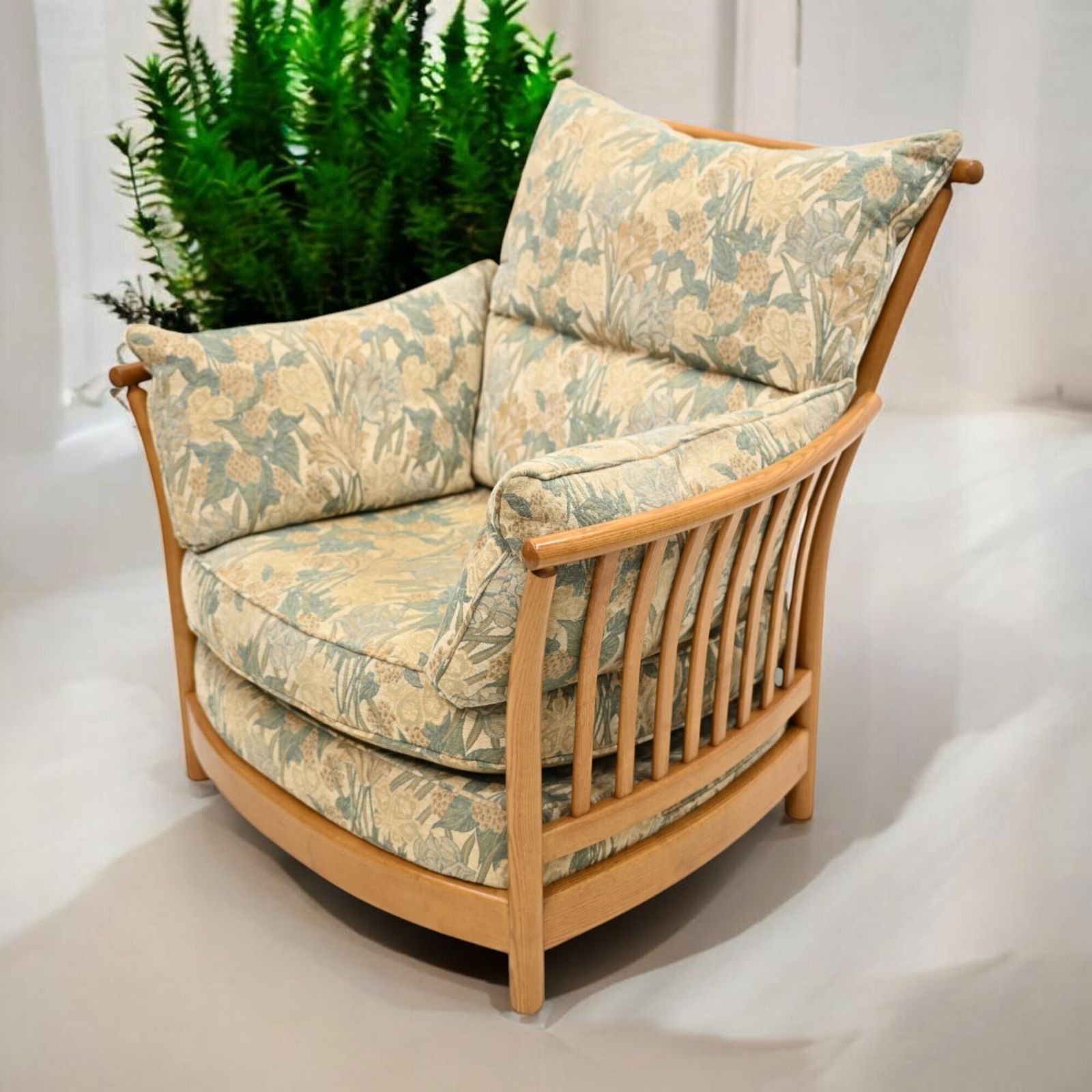 Ercol Renaissance Easy Chair Genuine Ercol Upholstery Light Finish Free Delivery