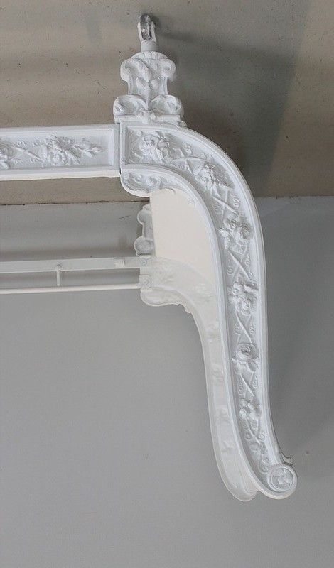 Rest Bed In Cast Iron 20th photo furniture
