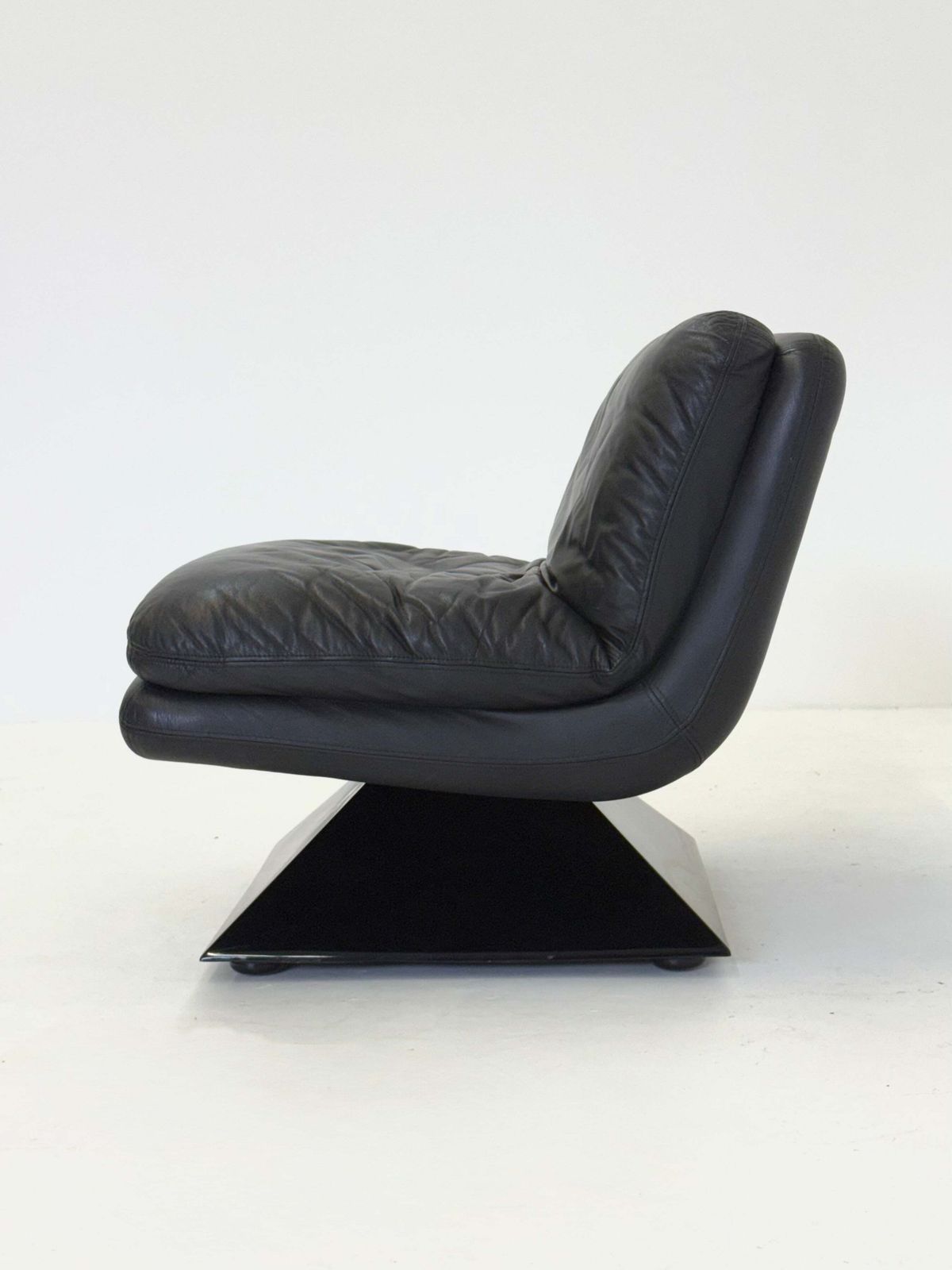 Armchairs By Hans Von Klier For Giuseppe Rossi Di Albizzate photo 2600.0