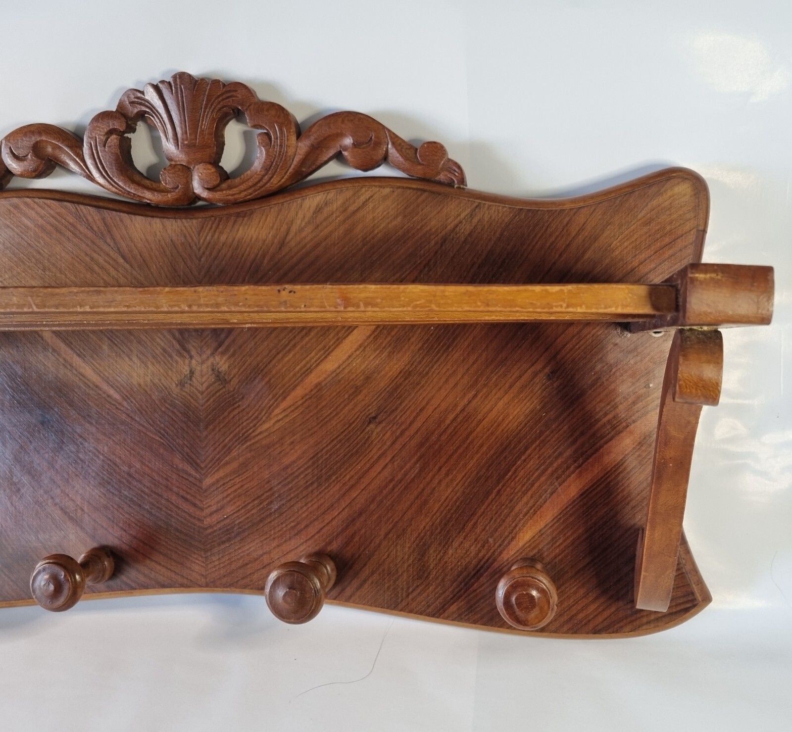 Vintage Ornate Wooden French Coat & Hat Rack 4 Hooks Wall Mounted Walnut Veneer photo for sale