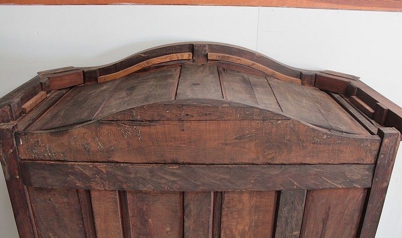 photo vintage Cabinet Louis XV Cherrywood & Ash 19th