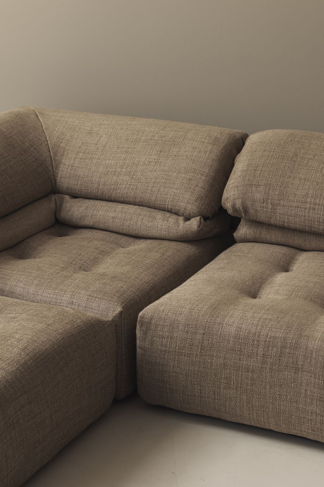 Fully Re Upholstered Modular Voyage Immobile Sofa By Roche Bobois, France 1990s. photo Furniture