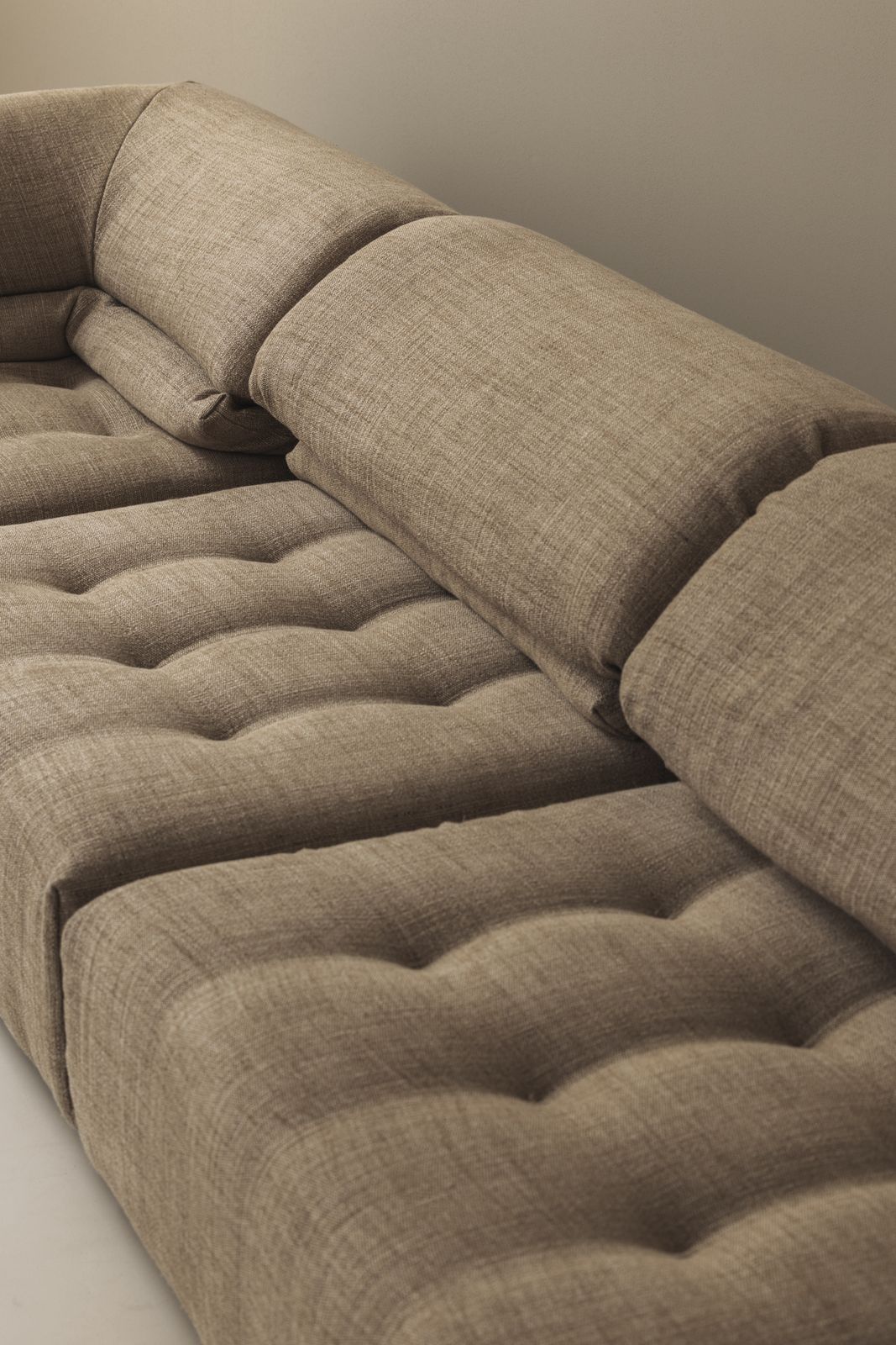 photo vinterior Fully Re Upholstered Modular Voyage Immobile Sofa By Roche Bobois, France 1990s.