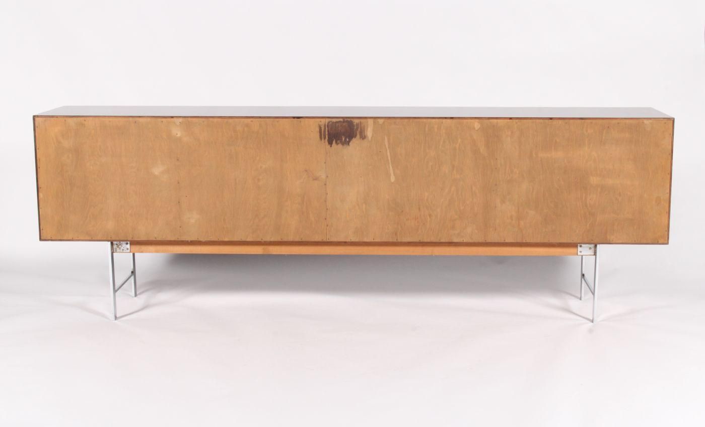 photo vinterior Stunning Mid Century Scandanavian Rosewood Sideboard