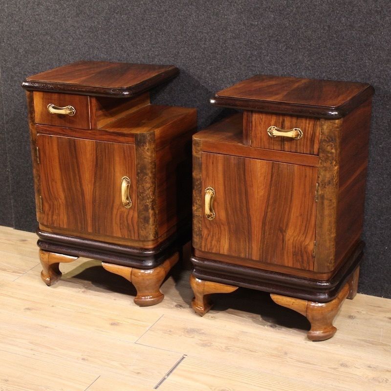Mobilier Paire de tables de chevet italiennes du XXe siècle photo