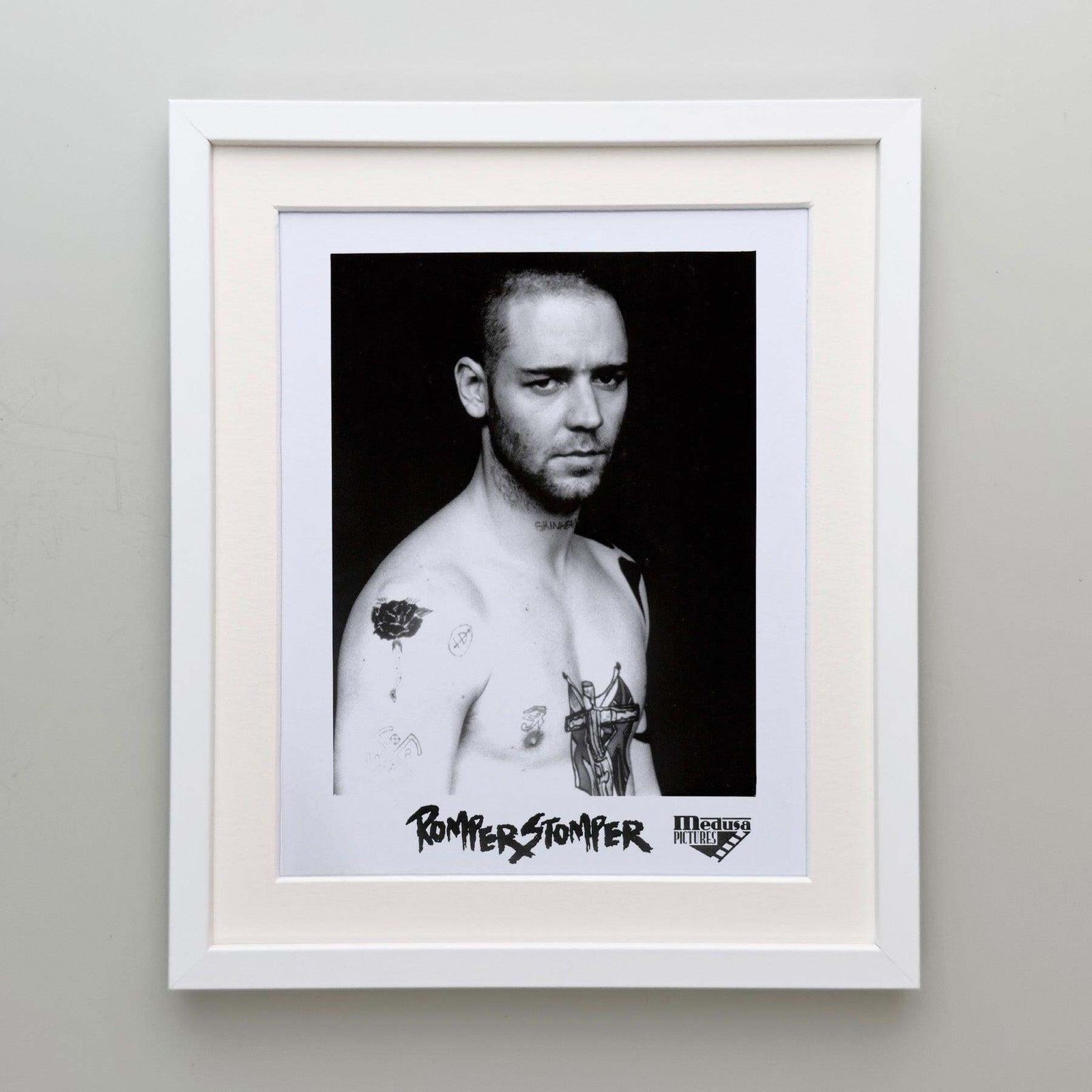Photo de presse du film Romper Stomper (1992), encadrée photo Art