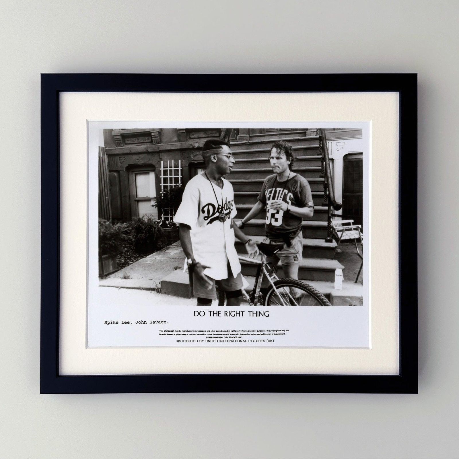 Photographie de presse du film Do The Right Thing (1989), encadrée photo furniture