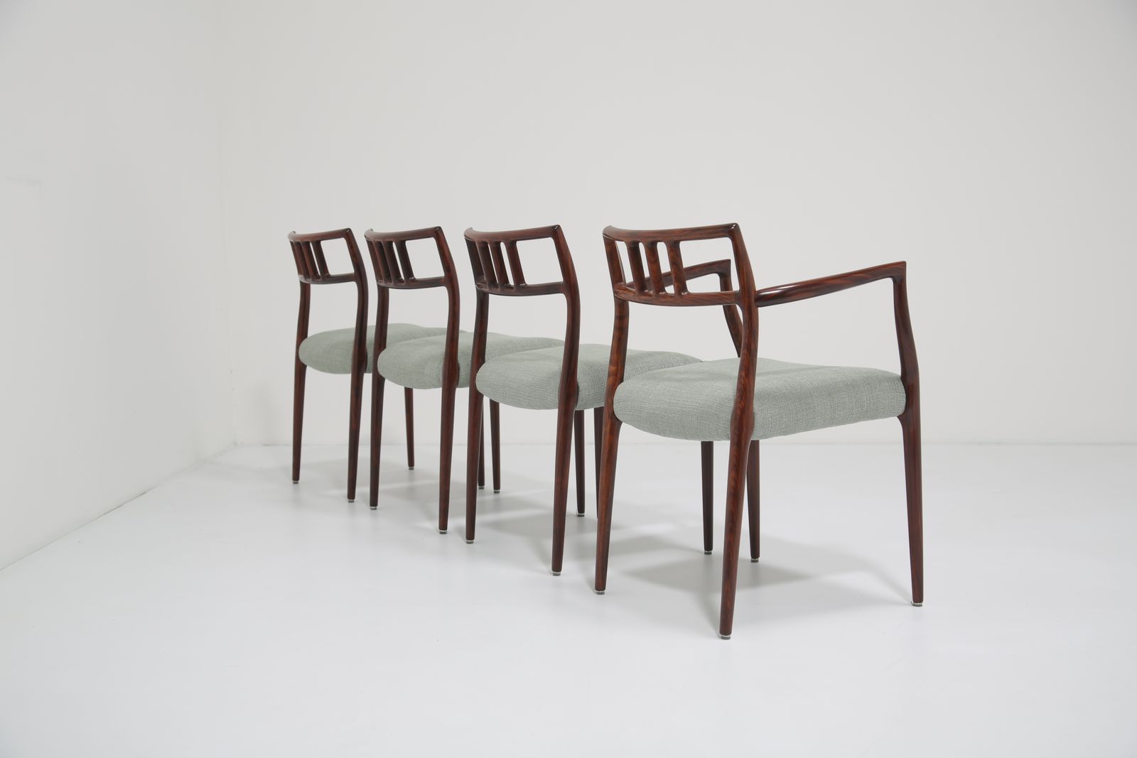 Chaises de salle à manger Niels Otto Moller Model 64 & 79, lot de 8, en palissandre massif et lin naturel pour J.L. Mollers Mobelfabrik, années 1960 photo Mobilier