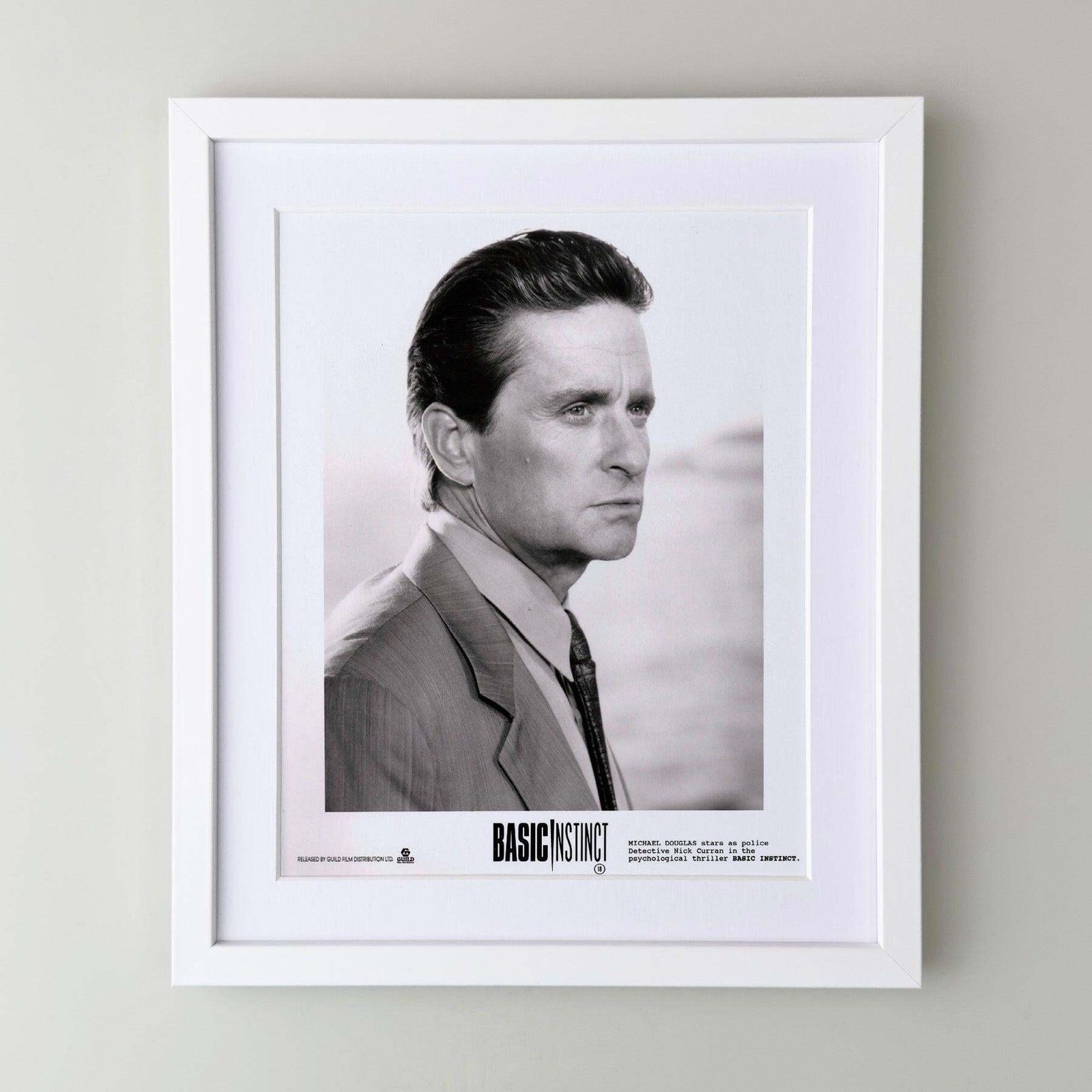 Photo de presse du film Basic Instinct (1992), encadrée photo for sale