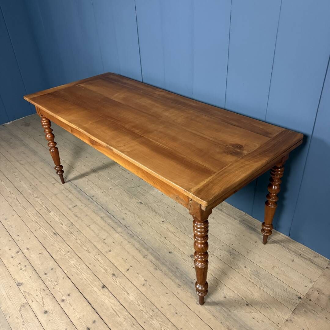 photo furniture Antique Cherry Wood Dining Table From France