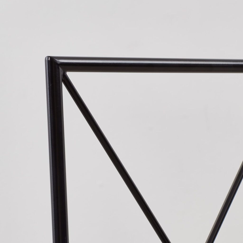 photo furniture Asnago & Vender Set Of Moka Chairs