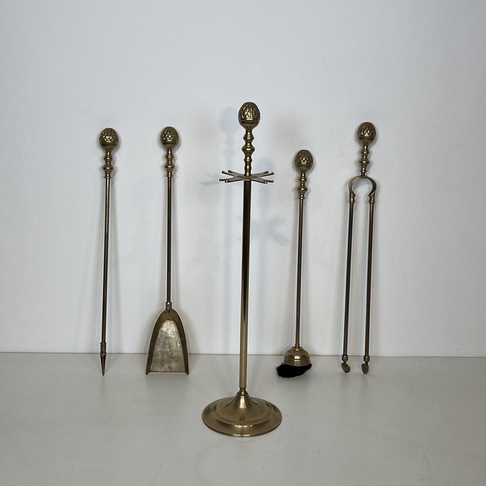 Brass Fire Kit With Pine Cones photo vinterior