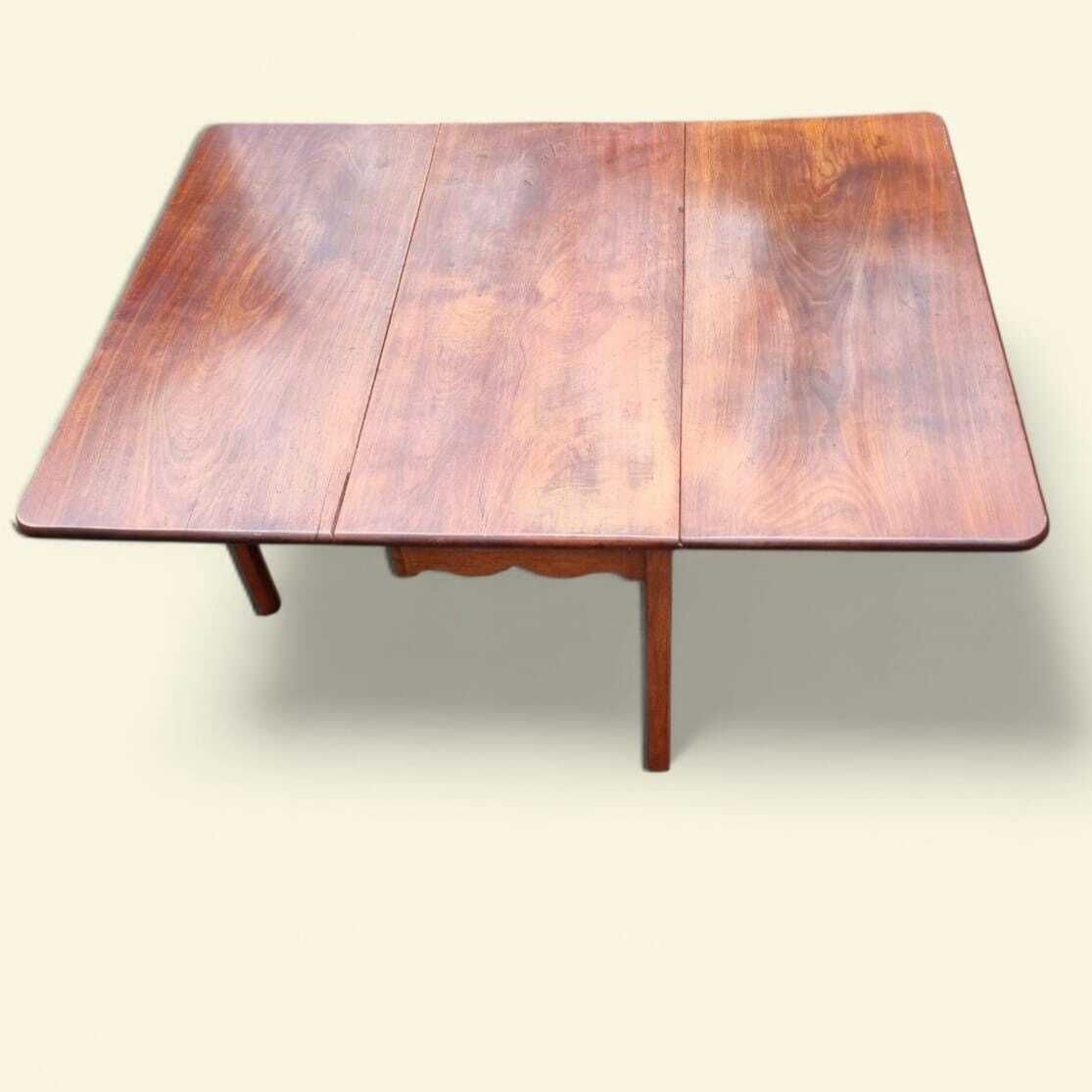 Furniture Antique Edwardian Mahogany Drop Leaf Dining Table / Solid Wood / C.1910 photo
