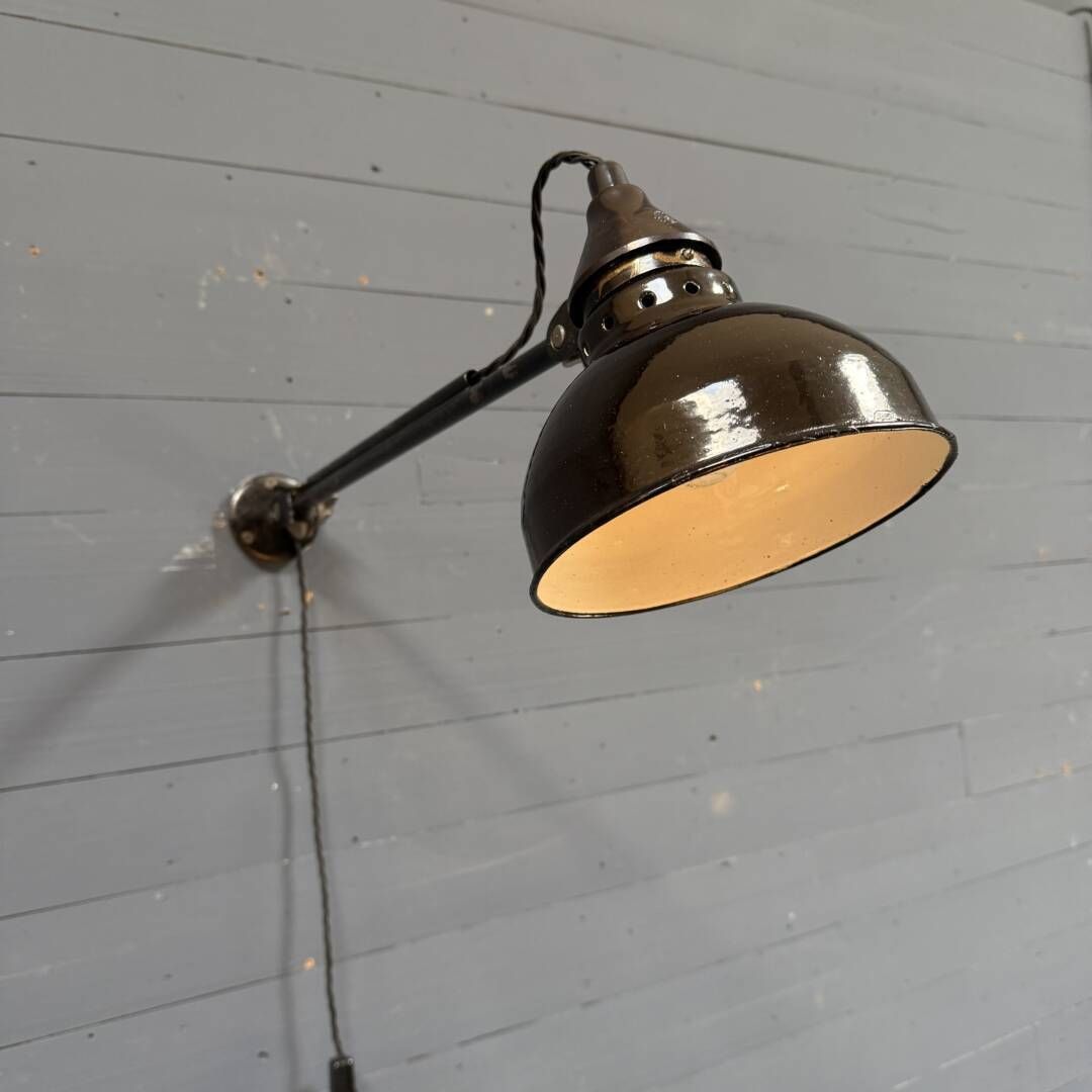 Vroeg Model Rademacher Wandlamp Met Grote Kap