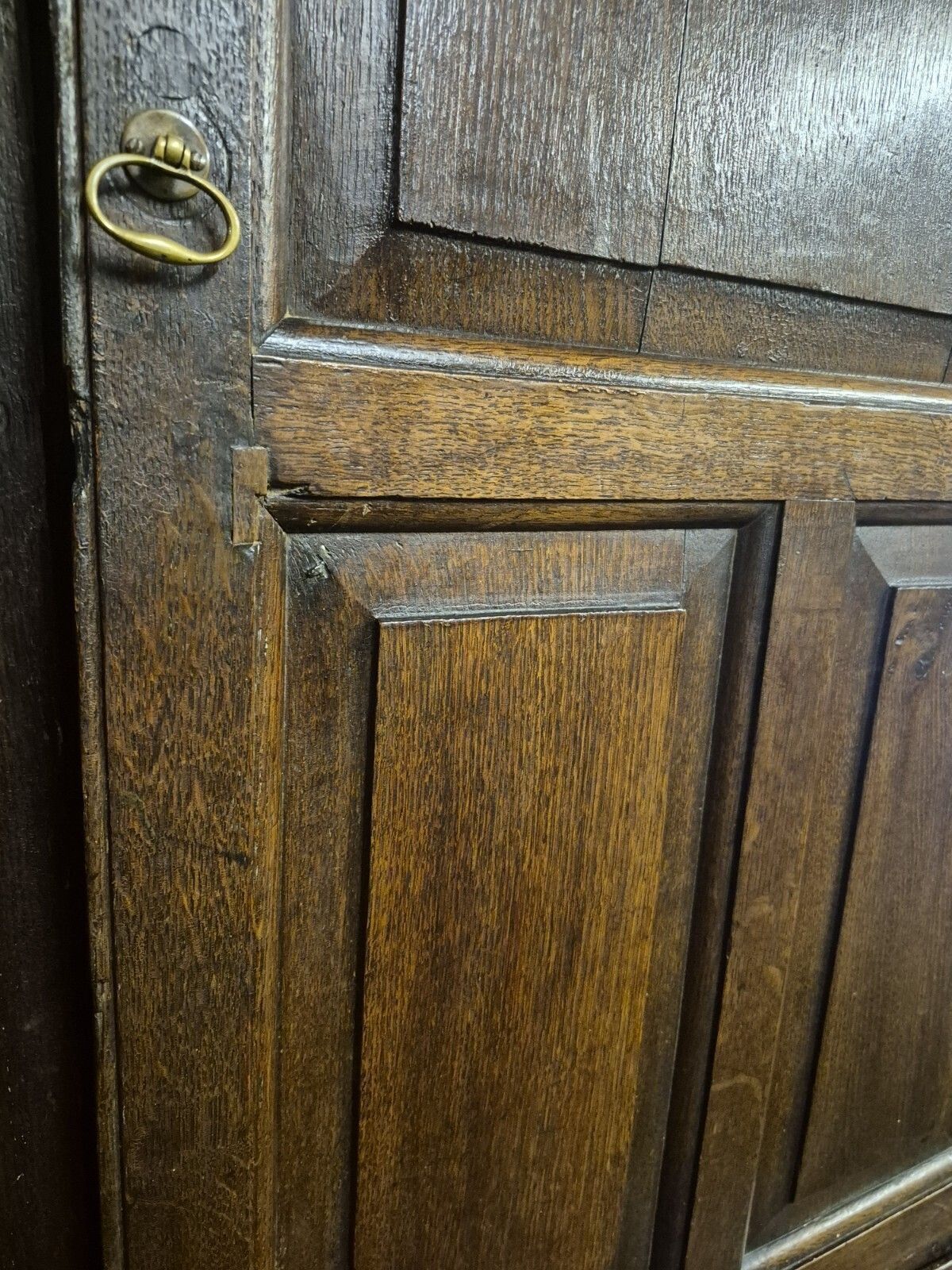 photo furniture Lovely Character 18th Century Country Oak Livery Cupboard Wardrobe Larder Linen