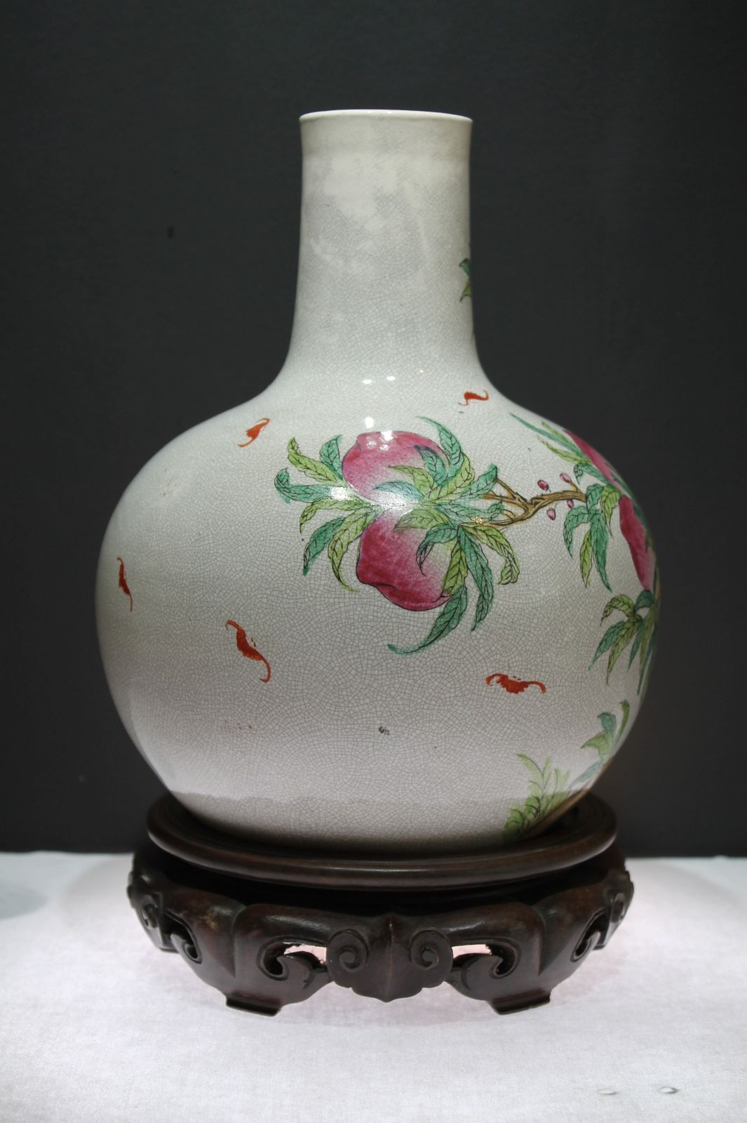 Antique Chinese Qing Dynasty '9 Peaches" Bottle Vase photo buy
