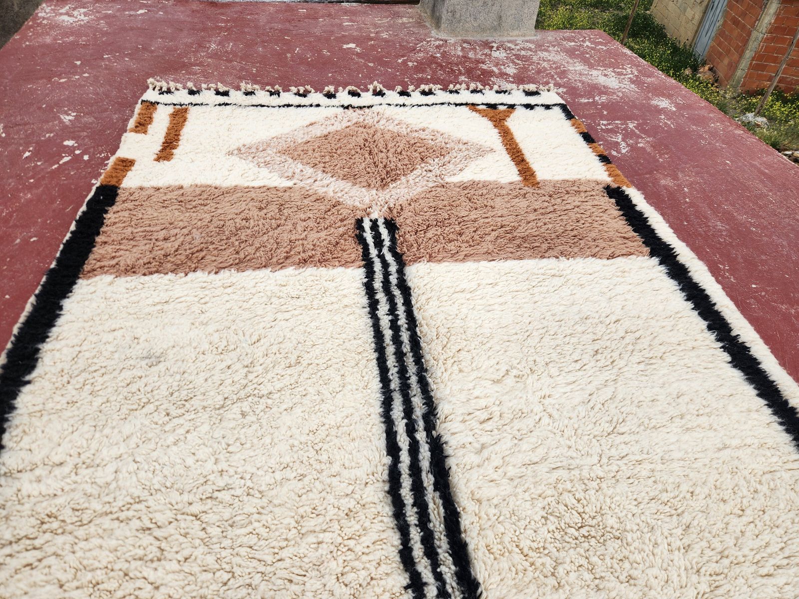 Handcrafted Beni Ouarain Moroccan Rug 300x206cm – Premium Wool Berber Carpet photo 600.0