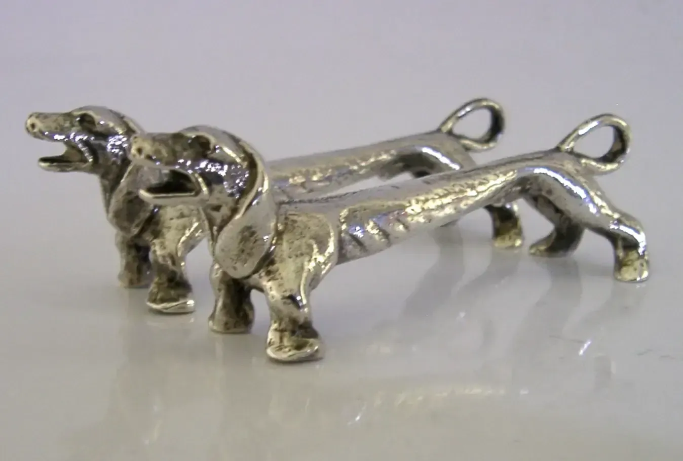 Novelty Sterling Silver Dachshund Dog Cutlery Rests 1972 Animals English 72g photo Home Decor