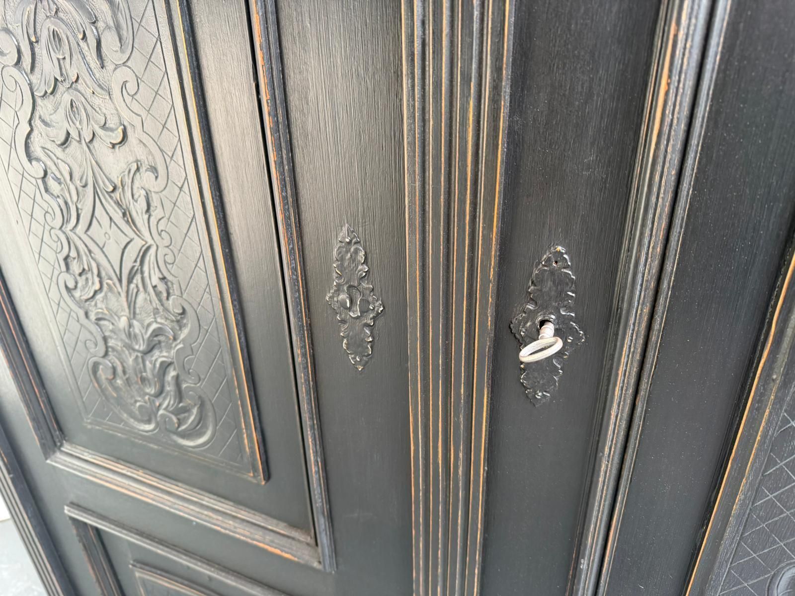 A Beautiful Hungarian 1 Piece Painted Black Pine & Oak Hall Wardrobe photo vinterior
