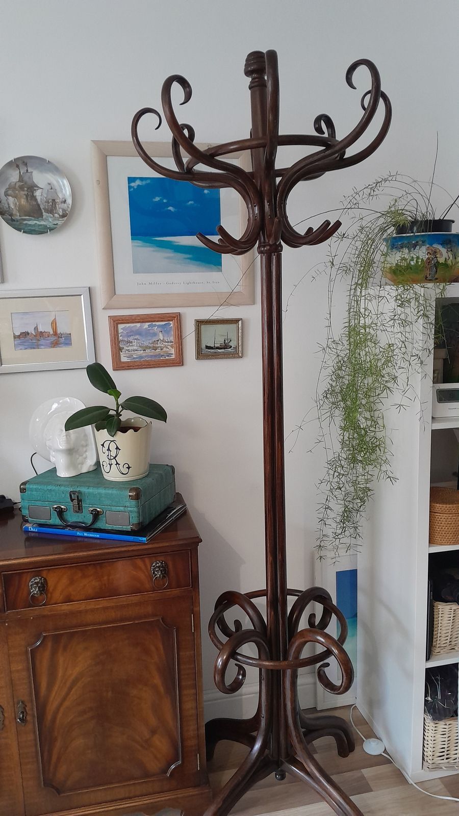 Antique Thonet Bentwood Hat Umbrella And Coat Stand, "Perroquet" Stand. photo furniture