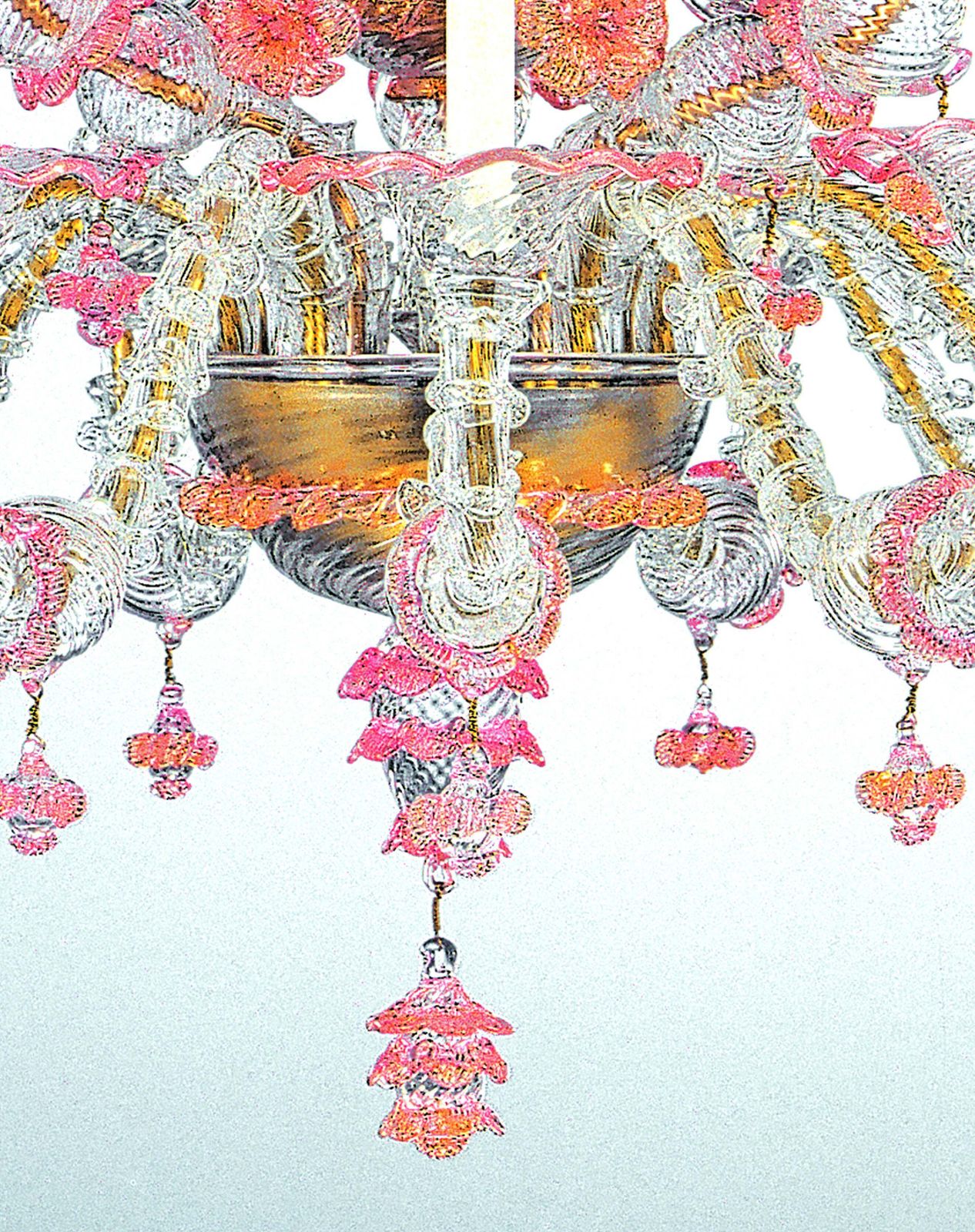 Venetian Romantic Transparent And Pink Floreal “Cà Rezzonico” Chandelier In Murano Glass. photo Lighting
