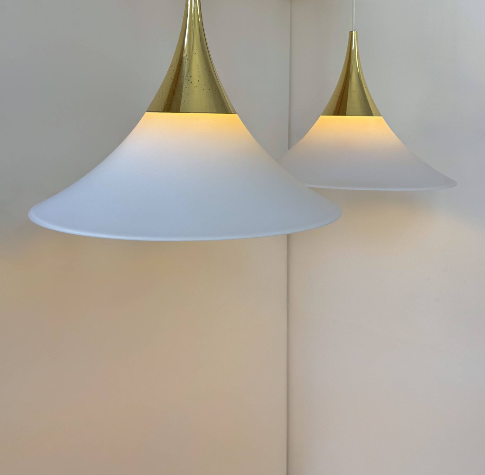Xl Pair Of Vintage Pendants By Limburg, Brass And Opaline, Germany 1 photo 1524.0