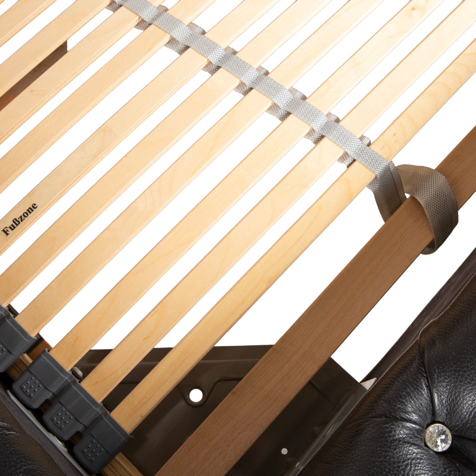 Lit Bretz Marilyn en cuir noir, chambre photo vinterior