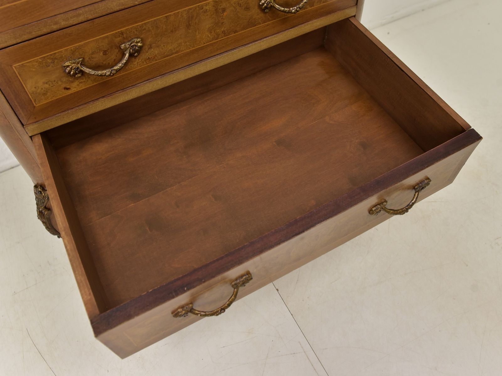 Antique! Small Restored Mahogany Chest Of Drawers, Narrow photo vinterior