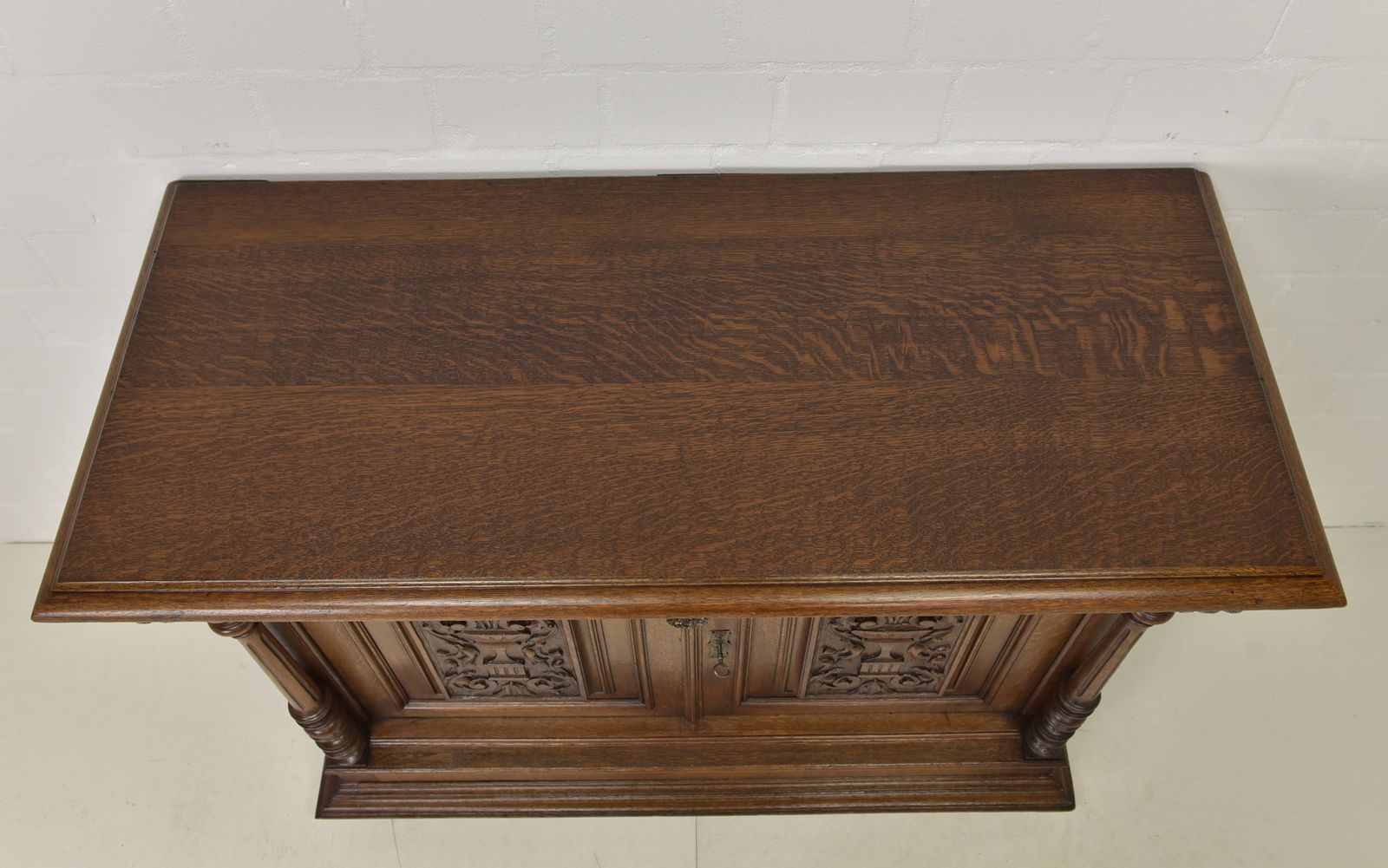 Antique! Restored Solid Oak Chest Of Drawers/Sideboard, Gründerzeit Style Cabinet photo vinterior