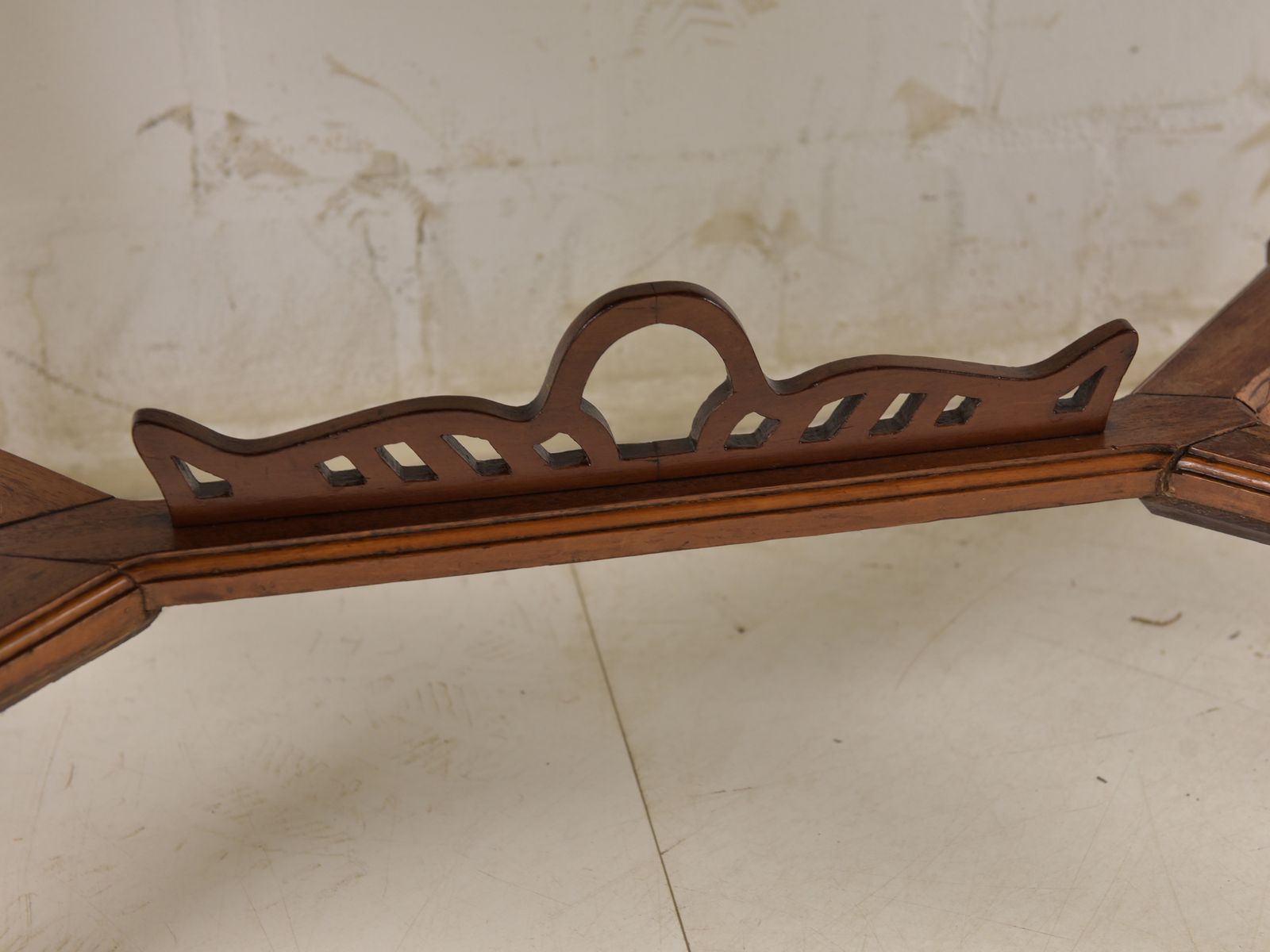 Antique! Restored Walnut Coffee Table, Gründerzeit/Art Nouveau Period, 1900s Side Table photo vintage