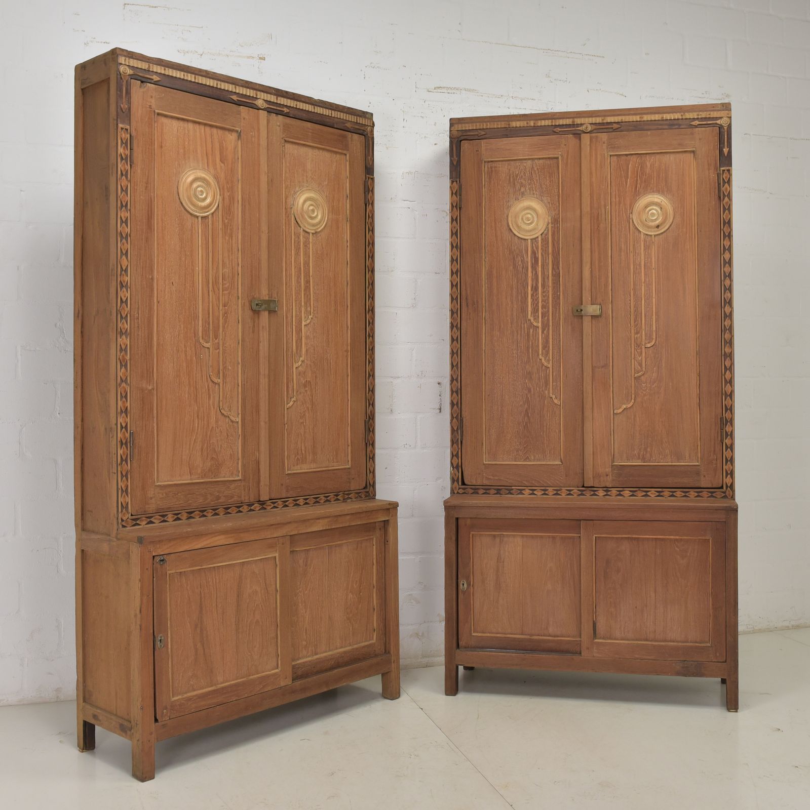 2362.0 Antique! Narrow Art Deco Cabinet, Restored, Display Case, Collector's Cabinet, 1 Of 2 photo