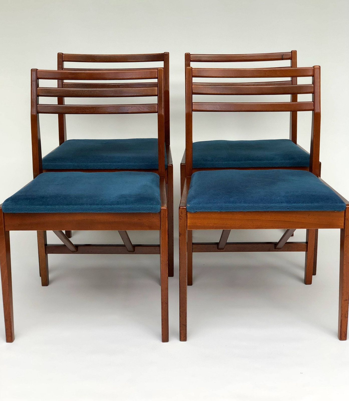 Danish Mcm Set Of 4 Teak Chairs 1970s With Blue Upholstered Seat Pad