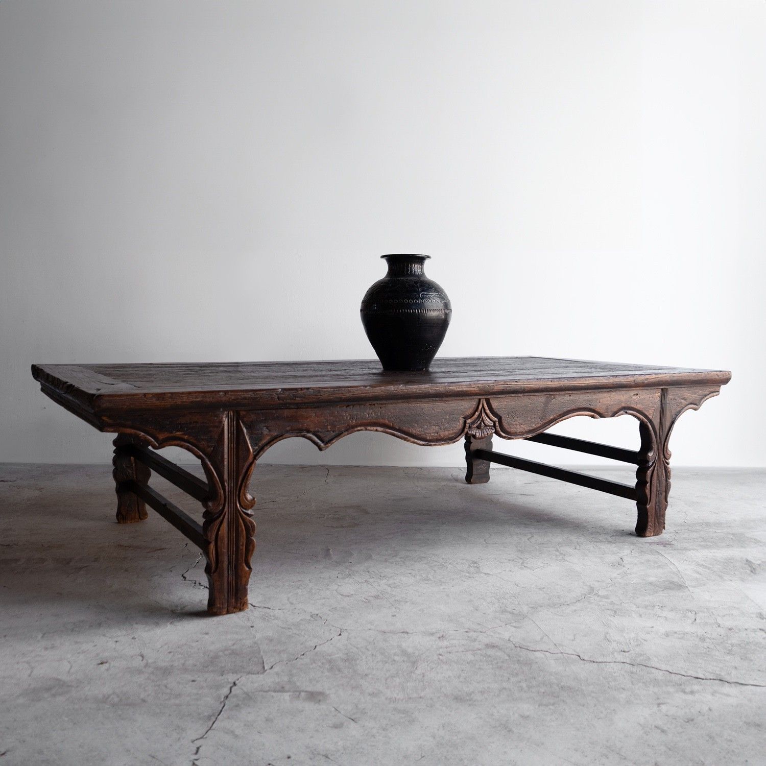 Antique Chinese Elm Low Table / Day Bed, Large Coffee Table, 19th Century photo for sale