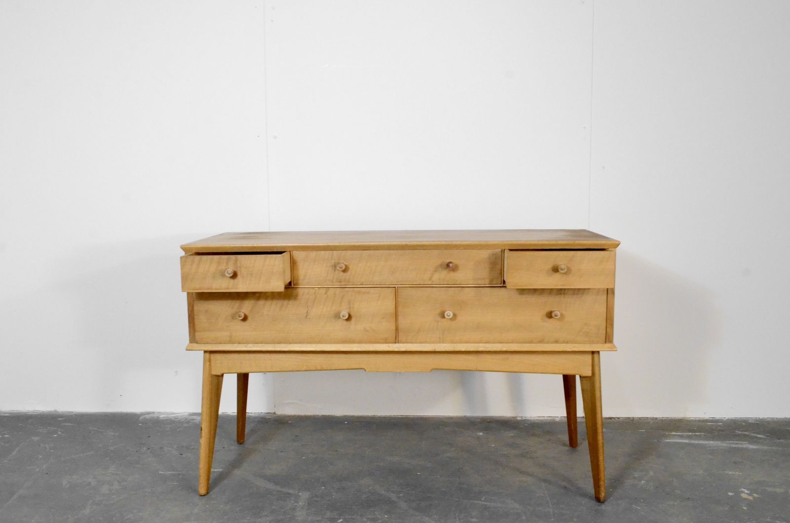 Midcentury Alfred Cox Sideboard Dresser In Walnut Modern Danish Style Vintage Scandinavian photo vinterior