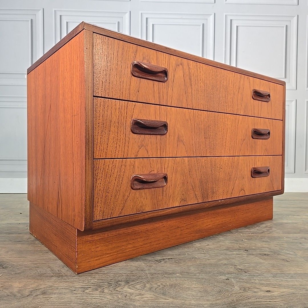 Vintage Chest Of Drawers G Plan Teak Mid Century 3 Drawer Low Retro Wooden Mcm